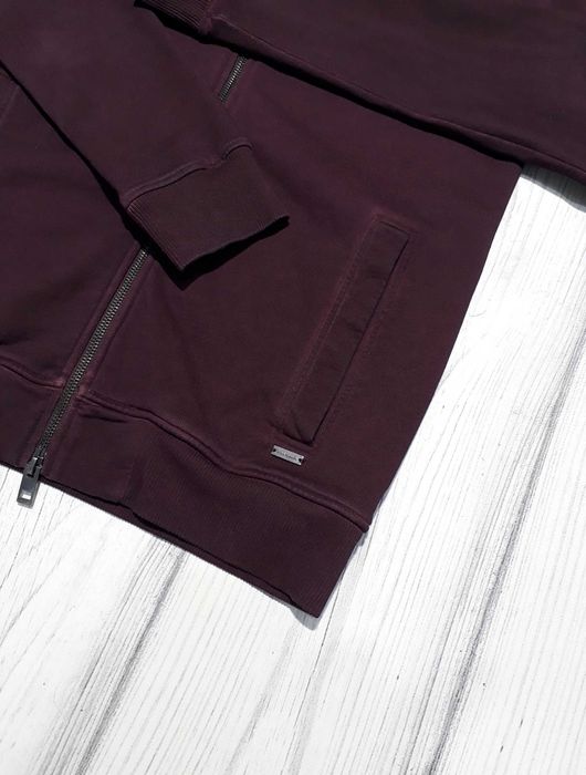 Кофта на замок Hugo Boss бомбер розмір M
