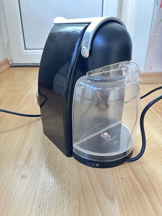Капсульна кавомашина NESPRESSO
