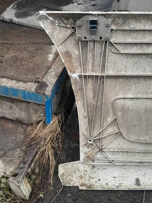 Міжосьовий спойлер від Scania