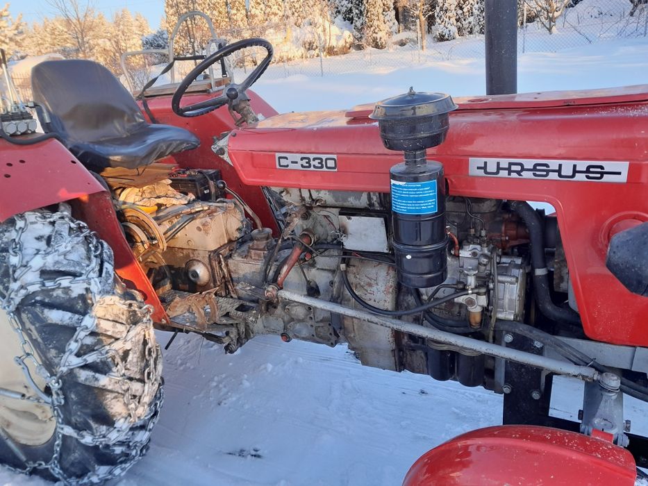 Traktor Ursus C -335