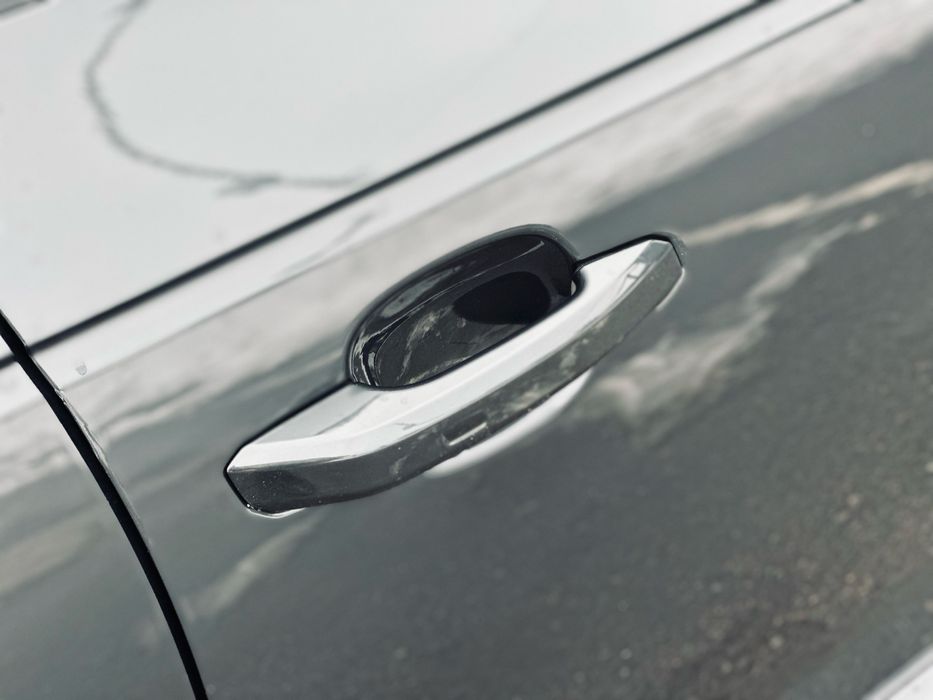 Audi A4 2016 B9 S-line