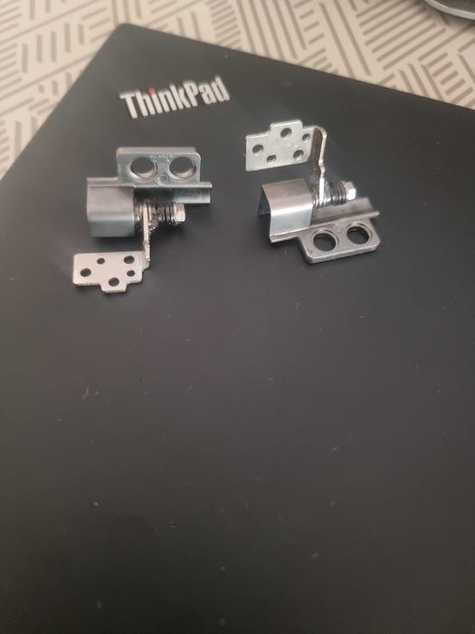 Dobradiças Originais Lenovo ThinkPad T495 (Esq. e Dir.) com Parafusos