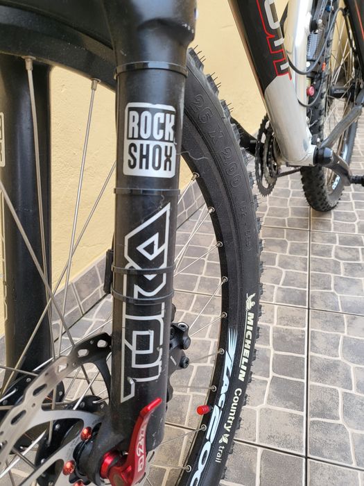 Bicicleta scott  em bom estado (troca)