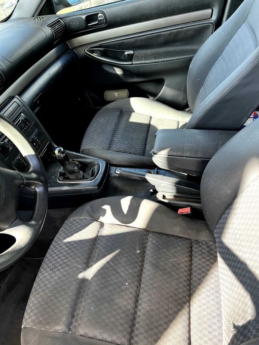 AUDI A4  Ano 200064419077053443122