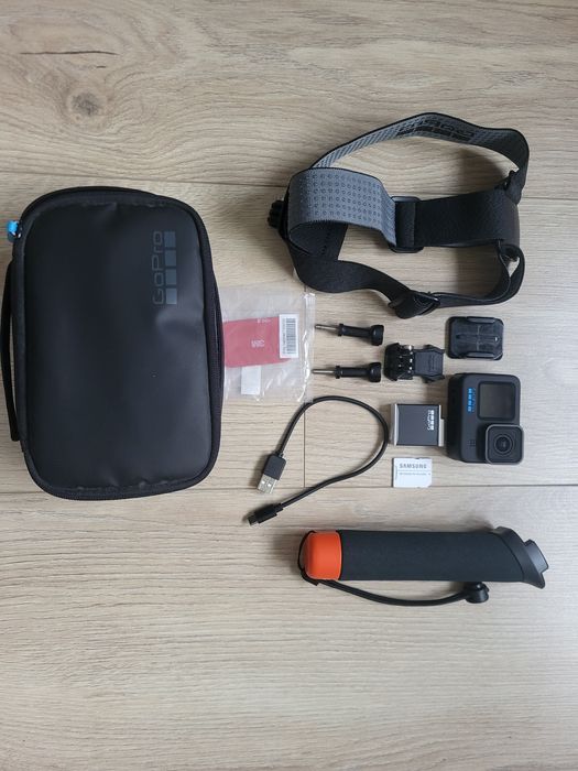 GoPro HERO11 Black – Jak NOWA + Karta 256GB + Zestaw Akcesoriów (Stan Idealny!)