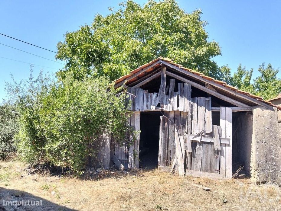 Casa de Campo em Brogueira, Parceiros de Igreja e Alcorochel