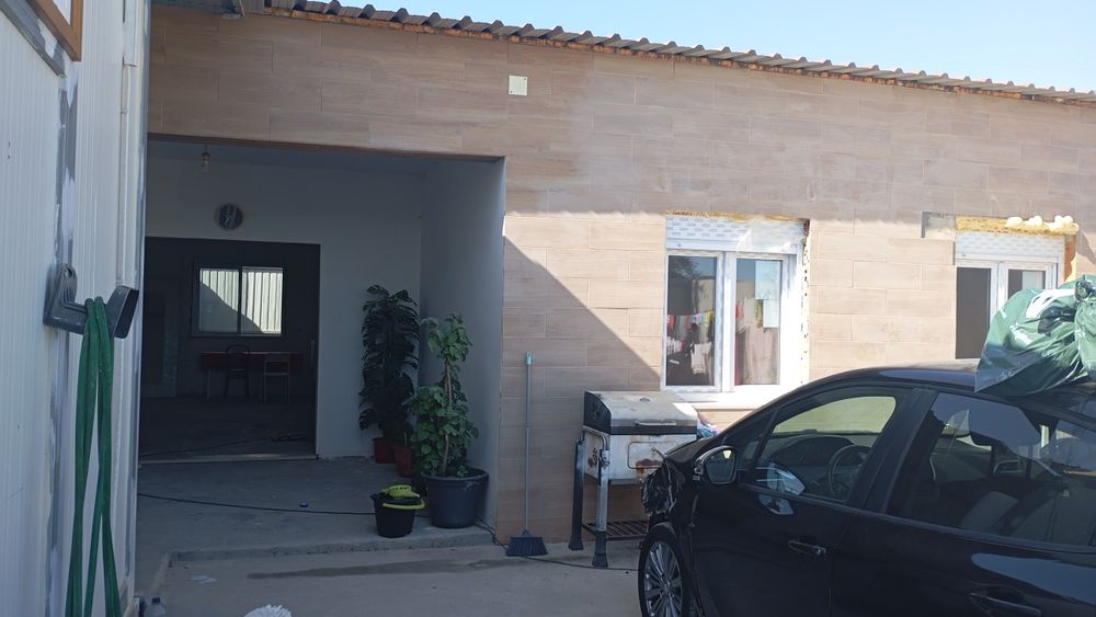 Vende se vivenda