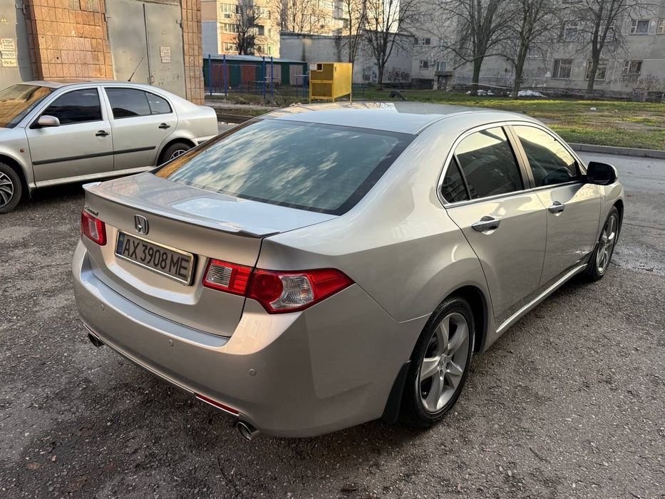 Продам Honda Accord 2008г 47 тыс км автомат