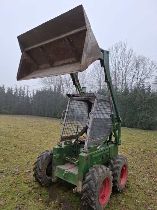 Bobcat m610d miniładowarka  + 5 łyżek