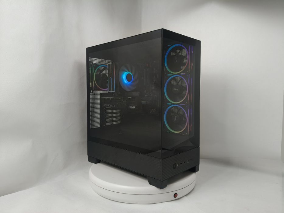 Komputer Gamingowy Asus Ryzen 7 9800X3D,RTX 5080,32 GB,SSD,Win 11,Promocja