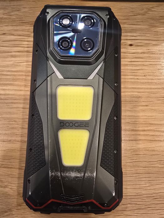 Doogee  Vmax Play 5g 16 GB Ram/ 512gb Flash tytanowy z  rzutnikiem