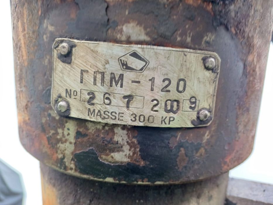 Продам гідромолот, за ненадобностю