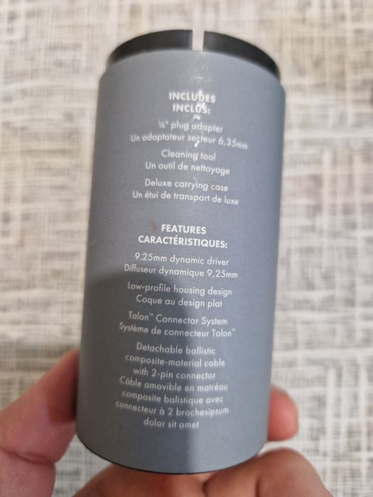 Fones monitores Fender Nine