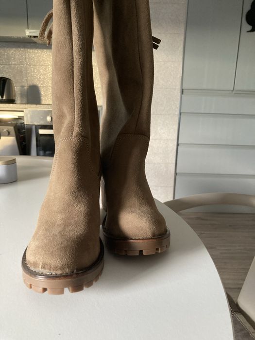 Botas cano alto tam 38 novas pele