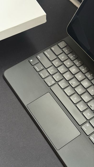 IPad Pro m2 12.9 + Apple Magic Keyboard + Pencil