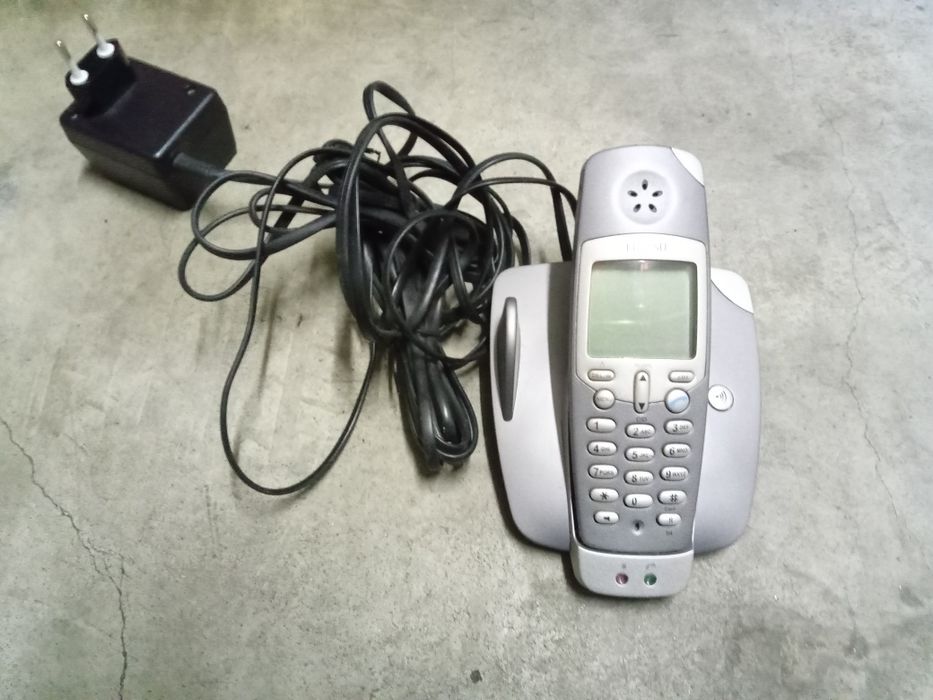 Portable landline phone64741177210499122
