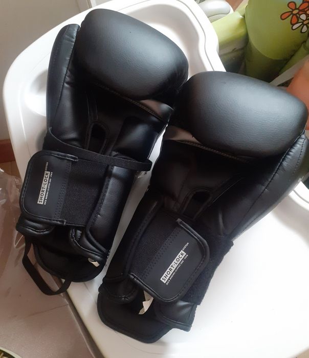 Luvas Kick-Boxing / Muay Thai Outshock 500 PWR - 14 oz