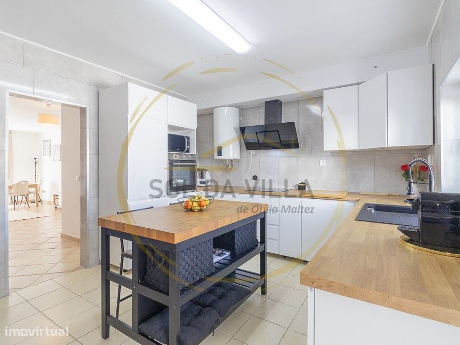 Moradia Geminada c/piscina Quinta do Conde - 425.000€