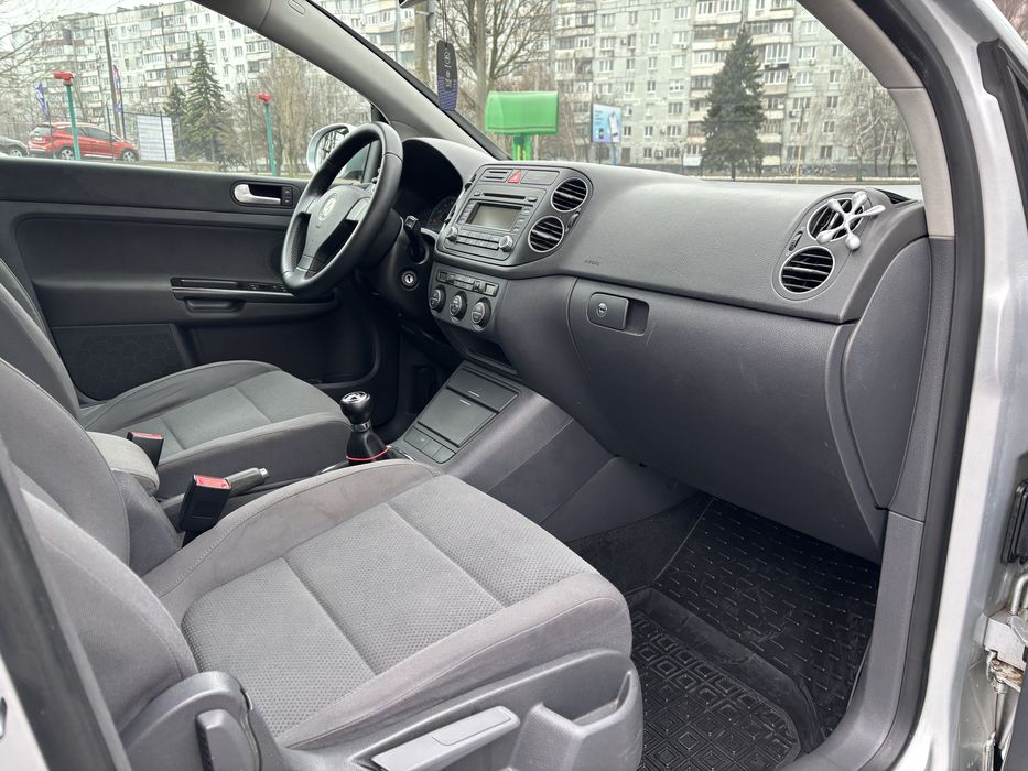 Volkswagen golf plus 1.6л
