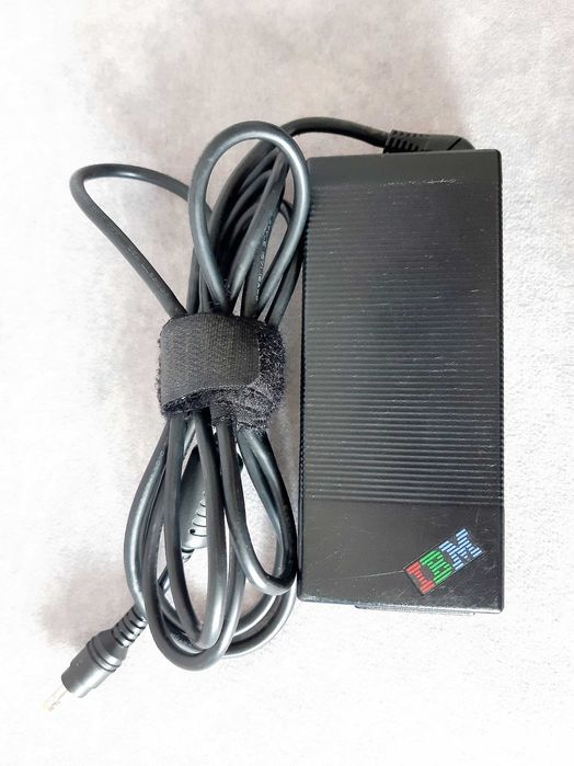 Oryginalny zasilacz IBM Lenovo ThinkPad 16V 4.5A 72W (5.5x2.5mm) | Bemowo