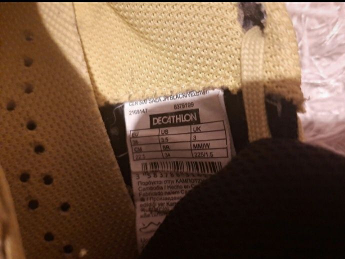 Buty sportowe halówki Kipsta