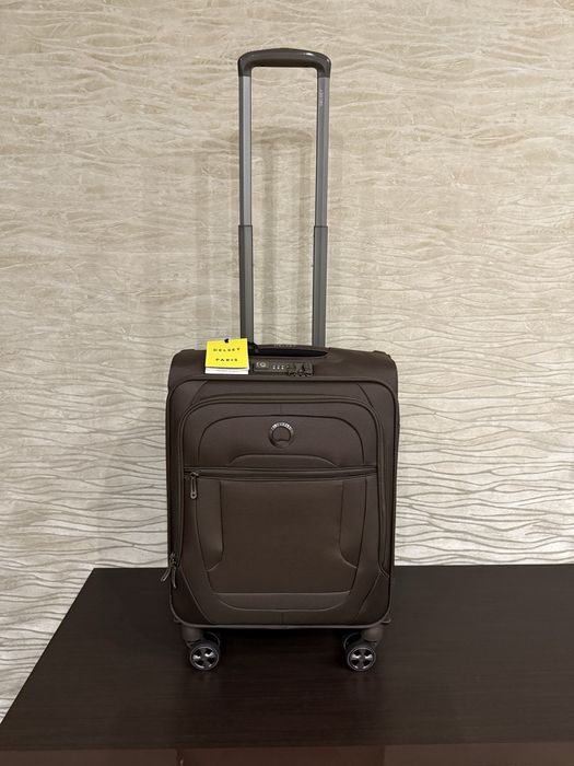 Delsey нова валіза, мала середня велика. Оригінал.