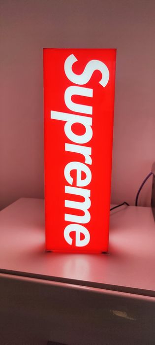 フロアスタンド Supreme Box Logo Lamp Red Lampka Supreme Box Logo Lamp Red nowa Hecznarowice • OLX.pl
