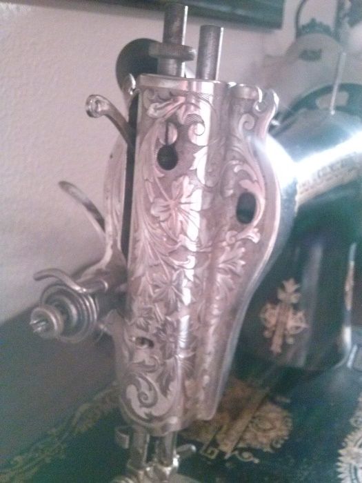 maquina de costura mt antiga
