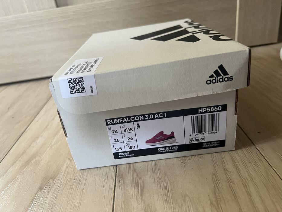 Кросівки RUNFALCON 3.0 розмір 26