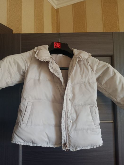 Куртка весняно -осіння для дівчинки