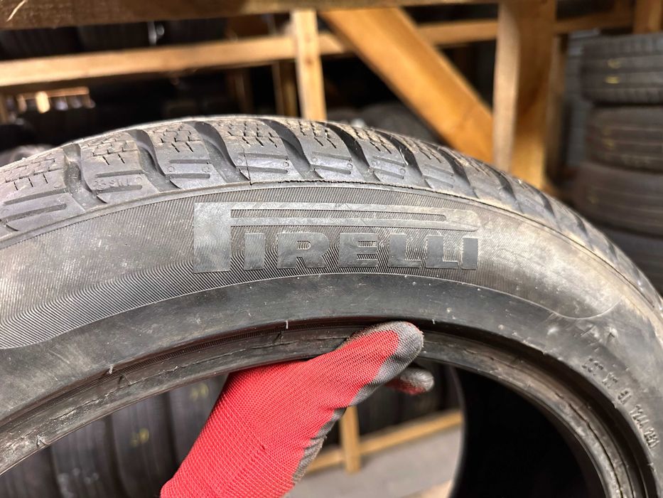 Шини зима 255/45R19 PIRELLI  SOTTOZERO3 4шт 7-8мм  22/21