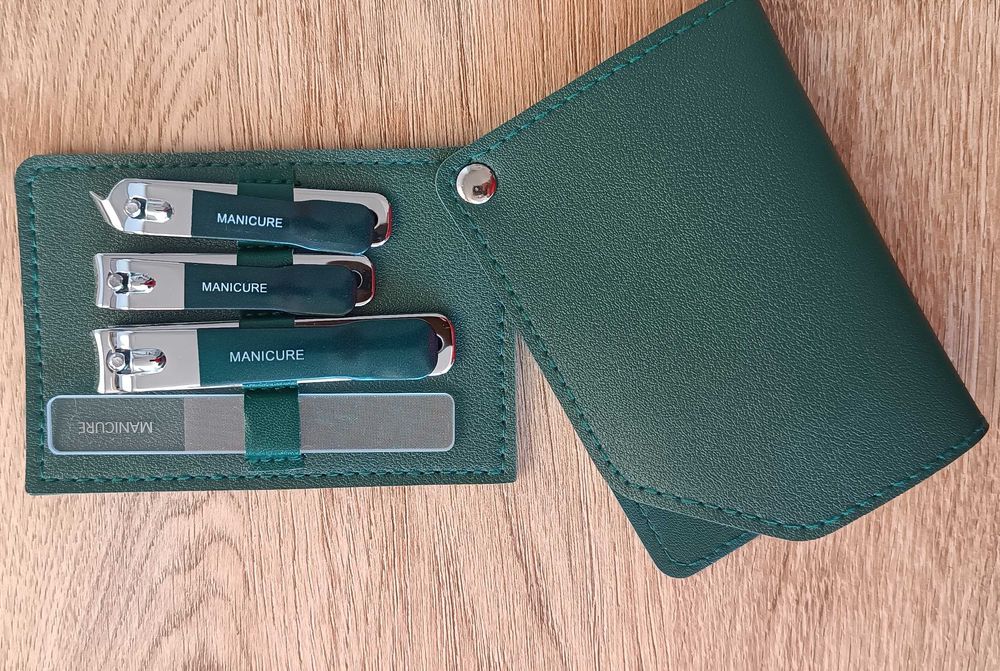 zestaw do manicure i pedicure obcinaczki do paznokci obcinacze