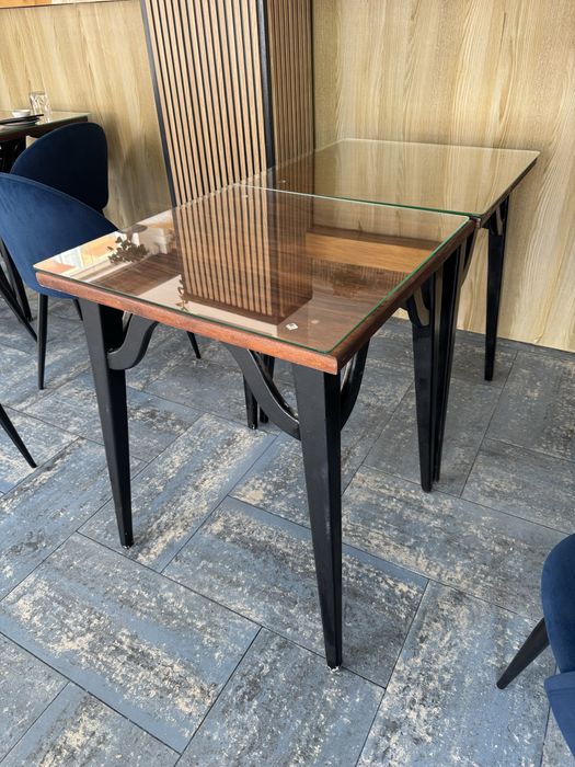 Vendese mesa de restaurante