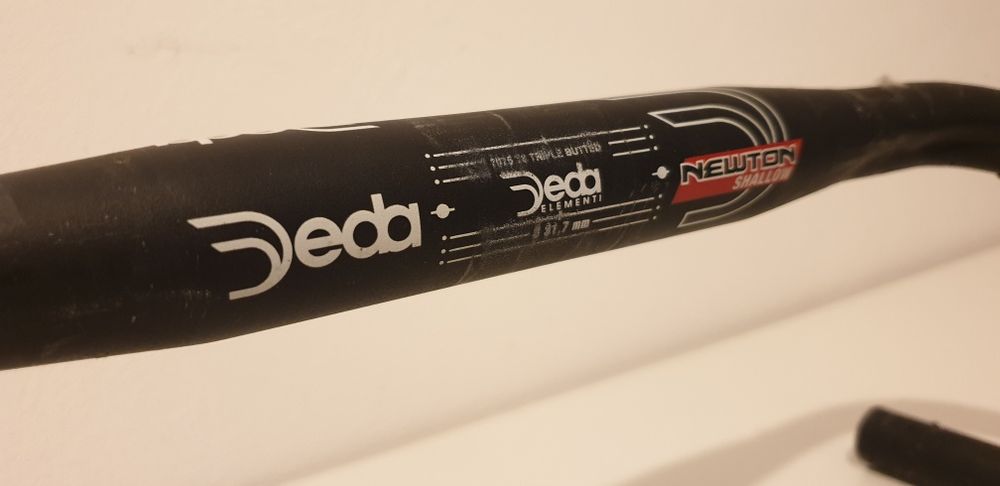 Kierownica szosowa Deda Newton Shallow 42cm