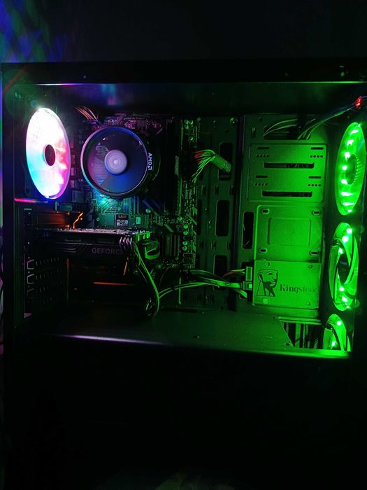 PC Gamer - Ryzen 5 + RTX 4060 8GB + 16GB RAM + Rato e Teclado RGB