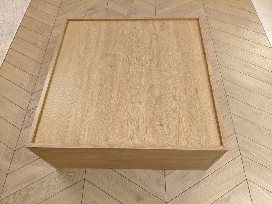 Stolik kawowy 80x80x32 cm