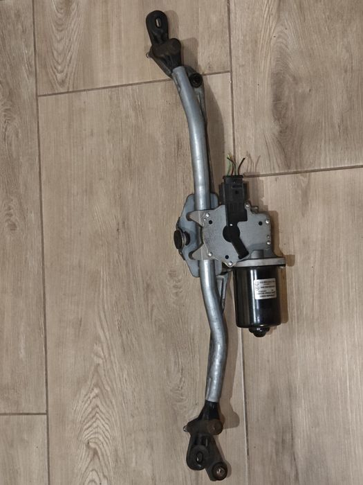 Mechanizm wycieraczek Skoda Fabia 2 rok  2014