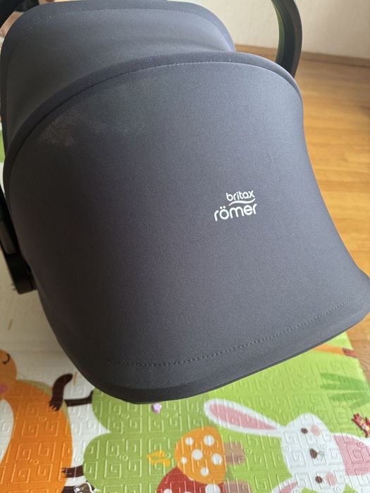 Автокрісло Britax Römer BABY-SAFE CORE (Midnight Grey)