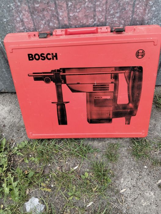 Młot udarowy BOSCH