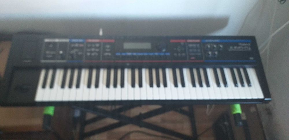 Sintetizador roland juno DI