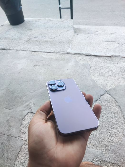 iPhone 14 pro 256 purple