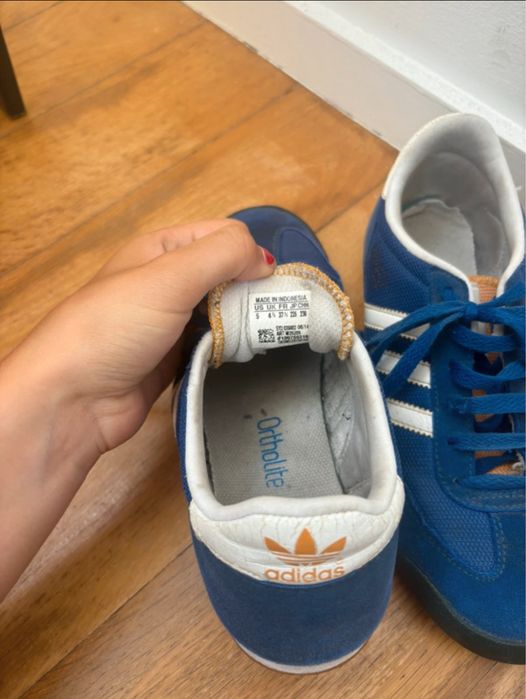 tenis azuis adidas