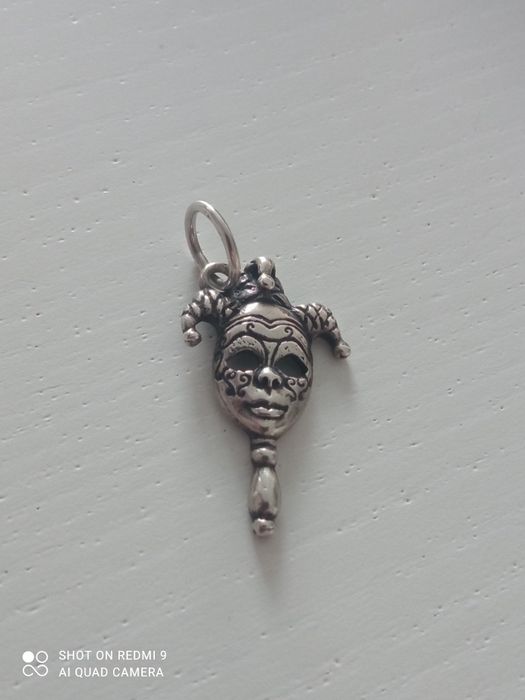 Wisiorek srebrny maska wenecka