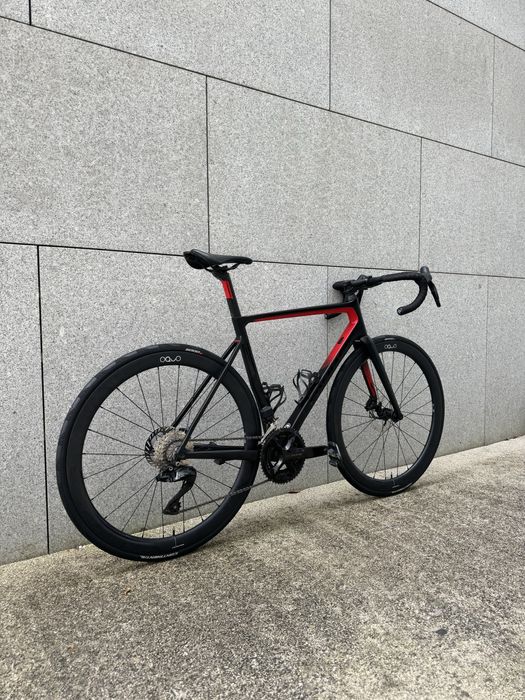 Colnago V3 2024 di2 12v