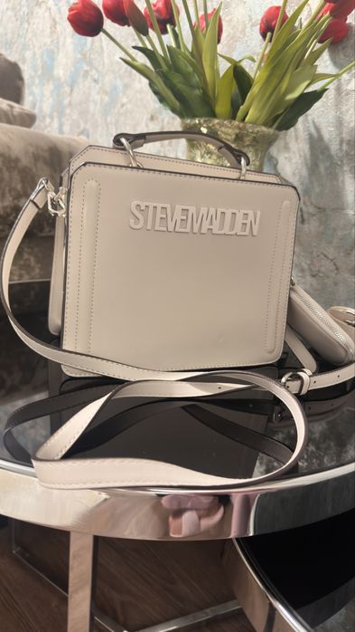 Продаю шкіряну сумку steve madden