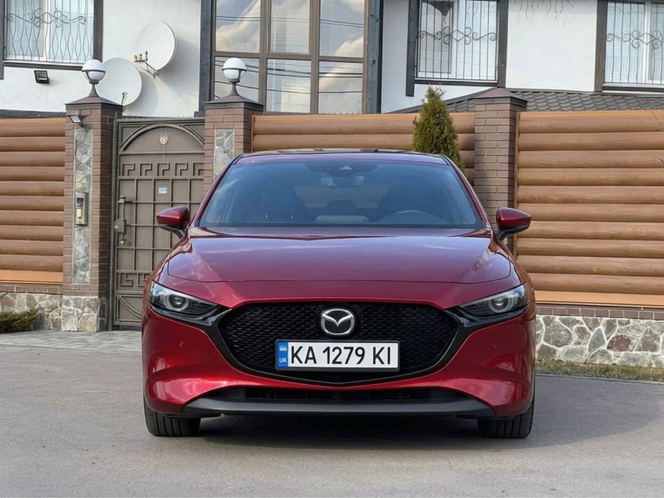 Mazda 3 2014 седан 2.0 Skyactiv‑G 155 к.с. Мазда 3 передній привід
