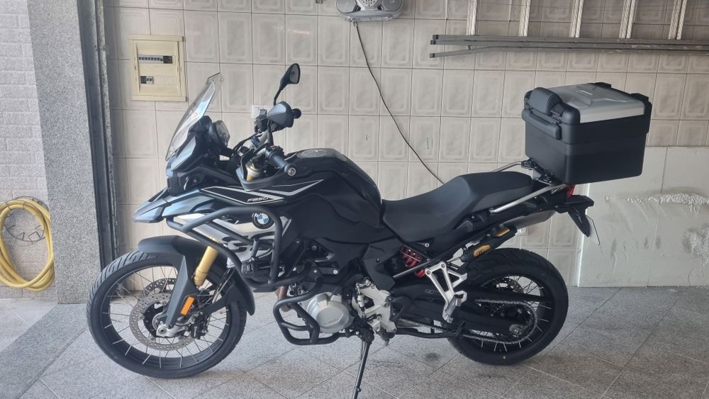 BMW F850 GS com varios extras