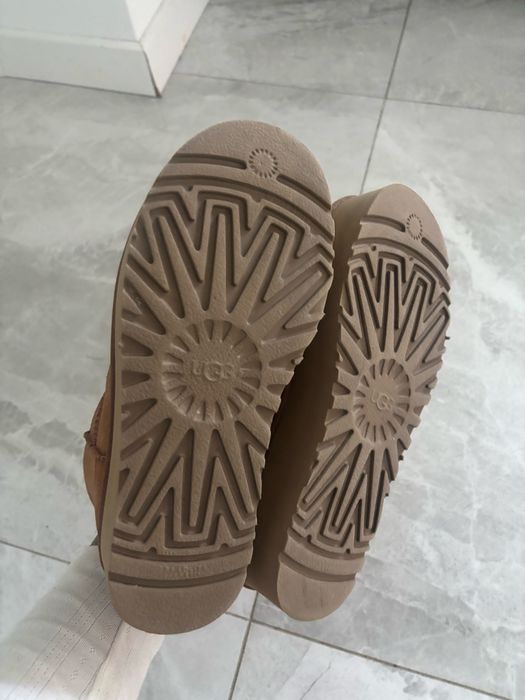 Buty Ugg mini platform roz 40