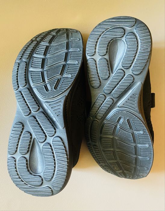 Sapatos Desporto Pretos Criança Tamanho 28 Novos