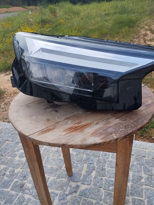 Optica Audi Q4 led lado direito de 2021 a 2025